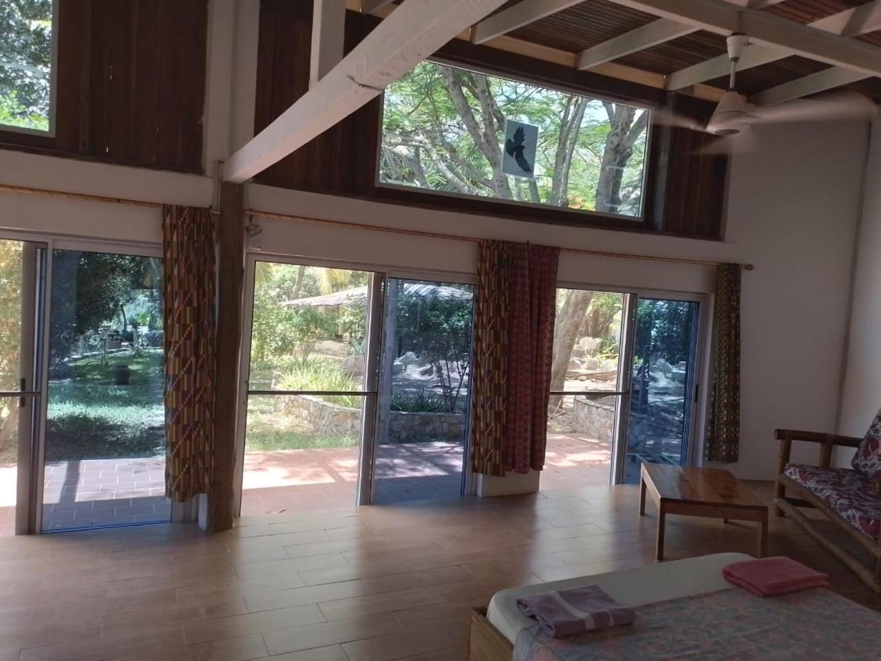 Kokrobite Gardens Restaurant And Guest House المظهر الخارجي الصورة