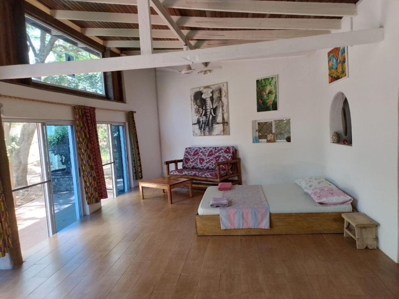 Kokrobite Gardens Restaurant And Guest House المظهر الخارجي الصورة