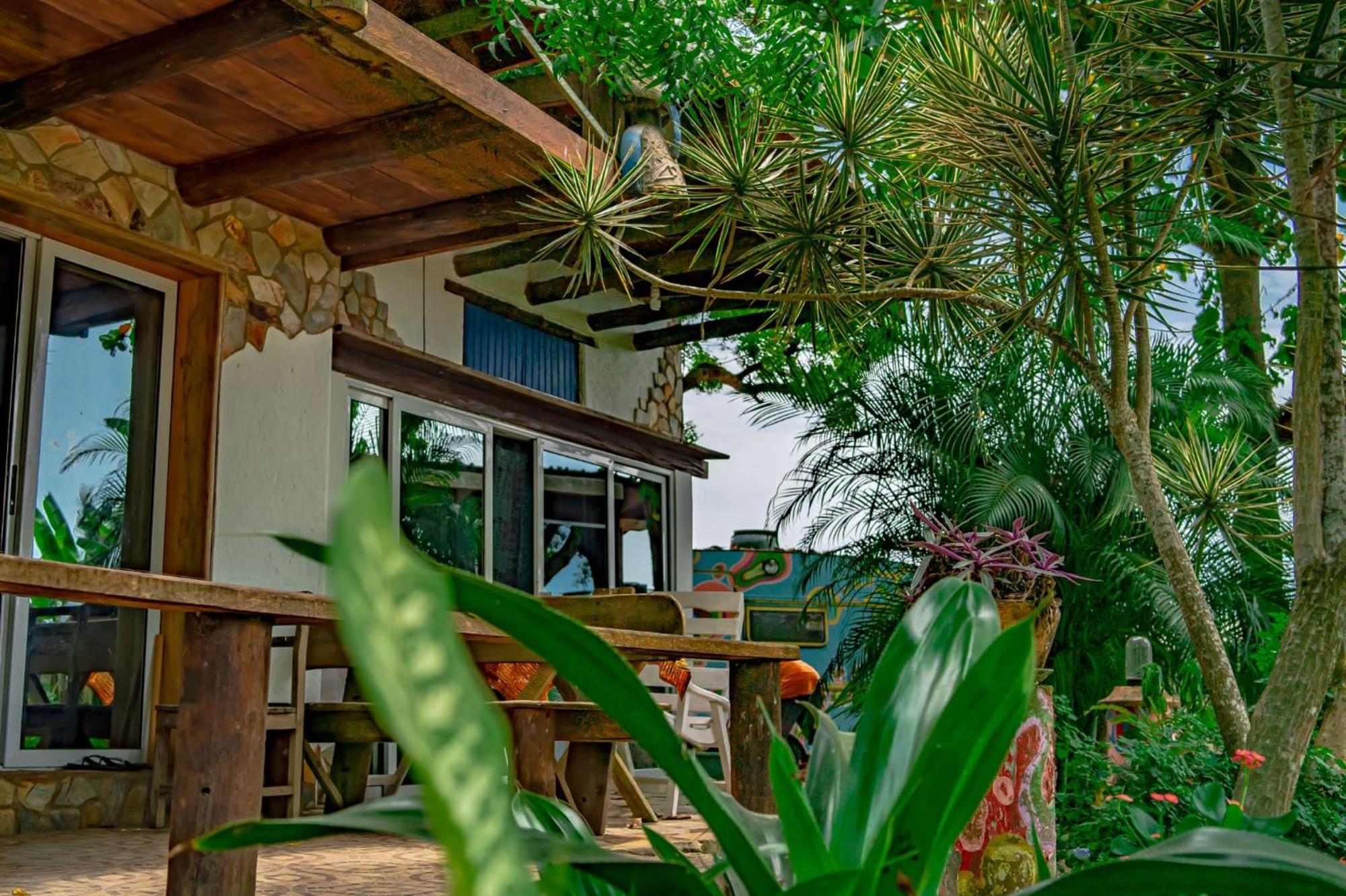 Kokrobite Gardens Restaurant And Guest House المظهر الخارجي الصورة